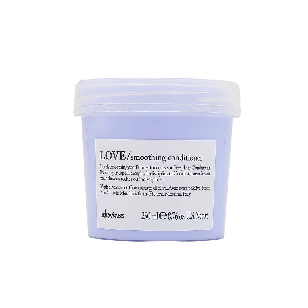 Davines Essentials love smoothing conditioner