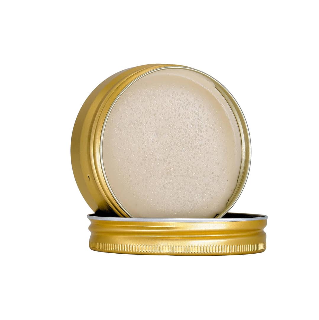 Davines strong moulding clay more inside