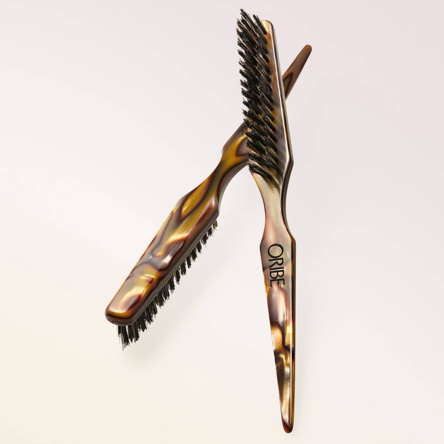 Oribe Resin Teasing Brush