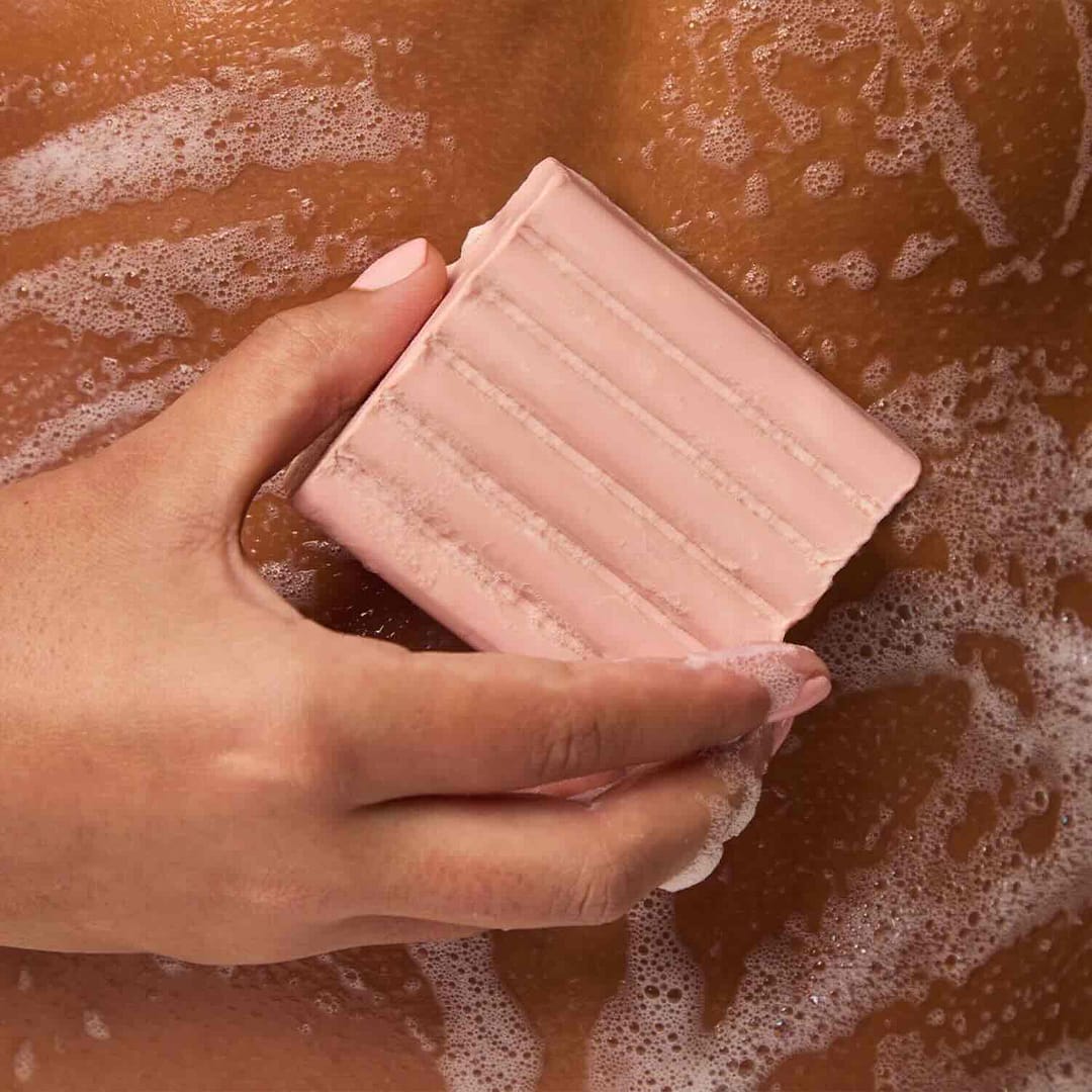 Kitsch Cleansing Tart Cherry Solid Body Wash - Image 3