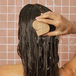 Kitsch Moisturizing Coconut Oil Shampoo Bar