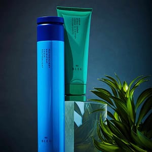R+Co Bleu Featherlight Hairspray