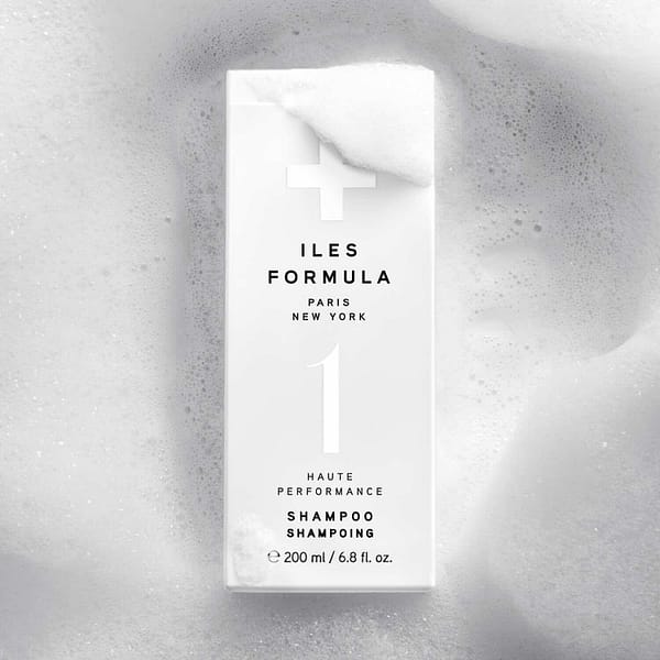 Iles Formula Haute Performance Shampoo